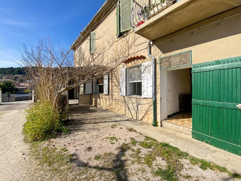 Appartement - 100 m² - 7 pièces