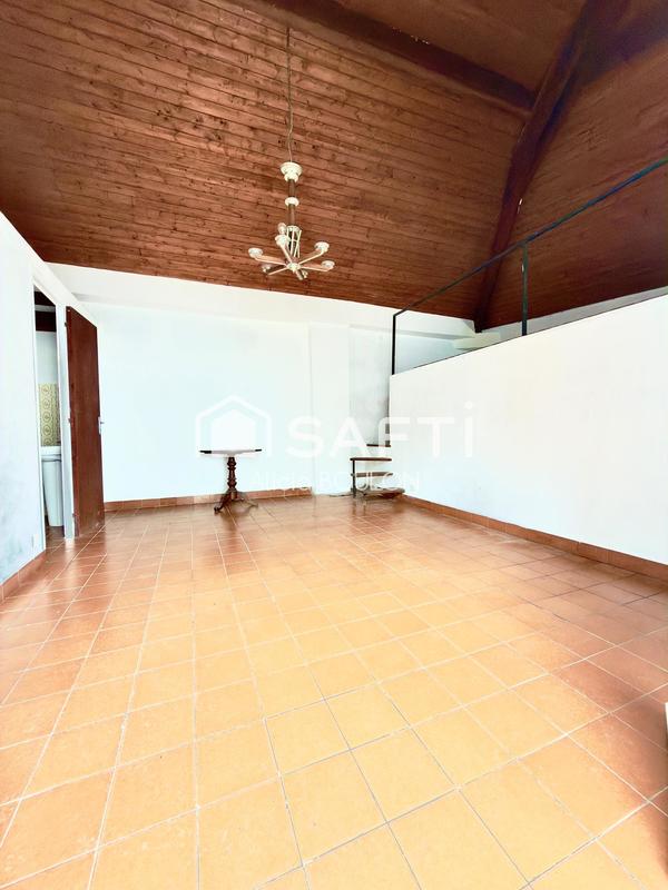 Maison - 138 m² - 8 pièces