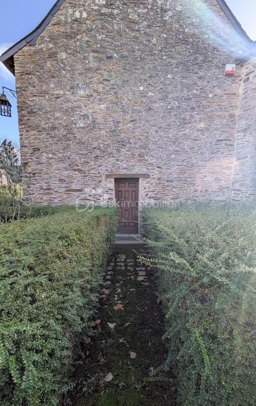 Demeure - 183 m² - 6 pièces