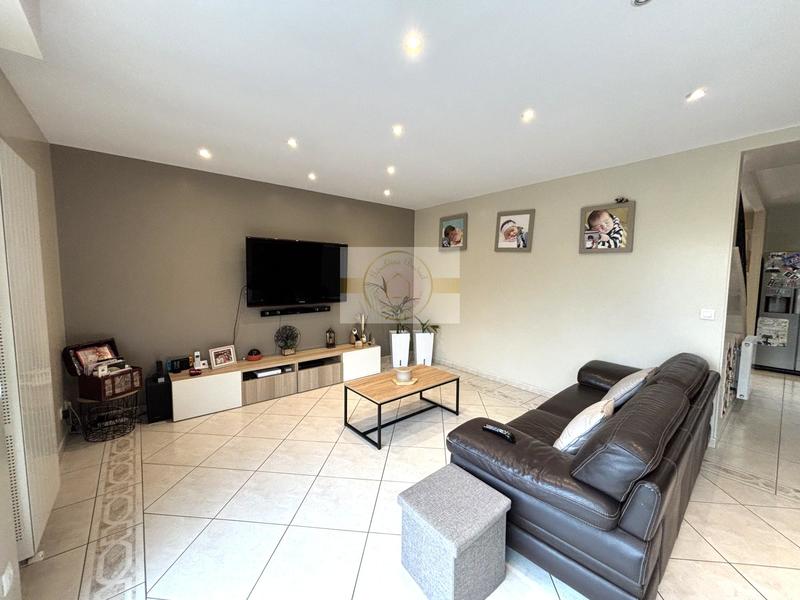 Maison traditionnelle - 135 m² - 6 pièces