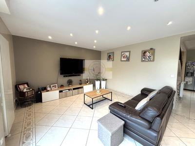 Maison traditionnelle - 135 m² - 6 pièces