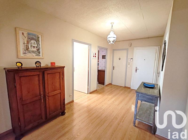 Appartement - 82 m² - 3 pièces