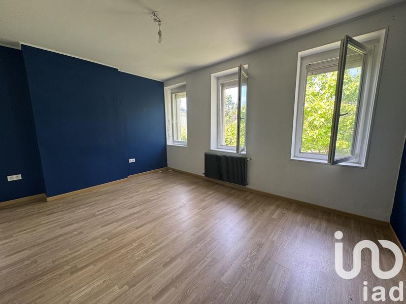 Maison - 250 m² - 5 pièces