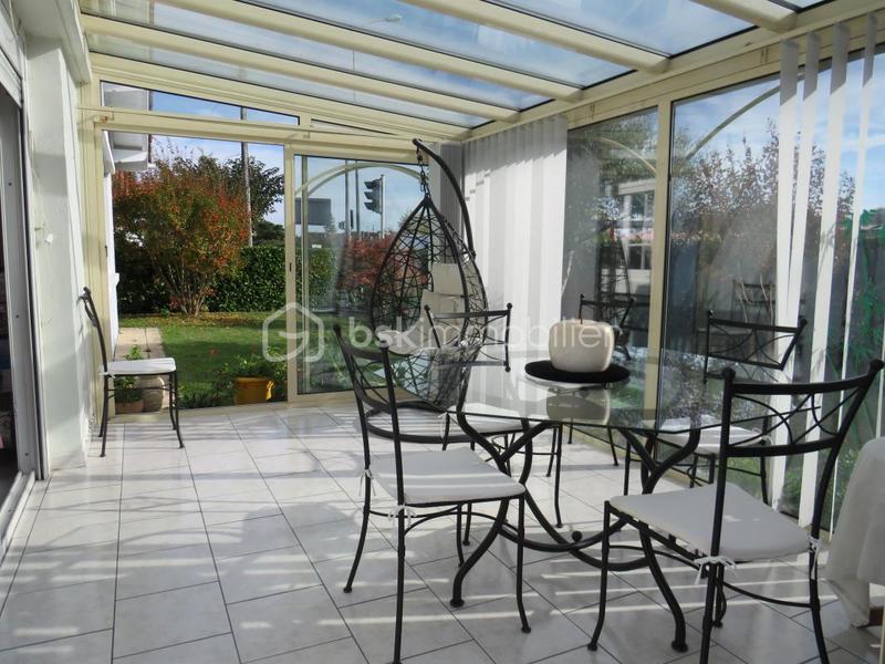 Maison traditionnelle - 90 m² - 4 pièces