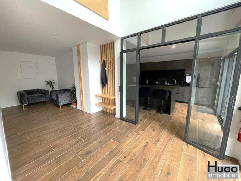 Local d'activité / Entrepôt - 14 200 m²