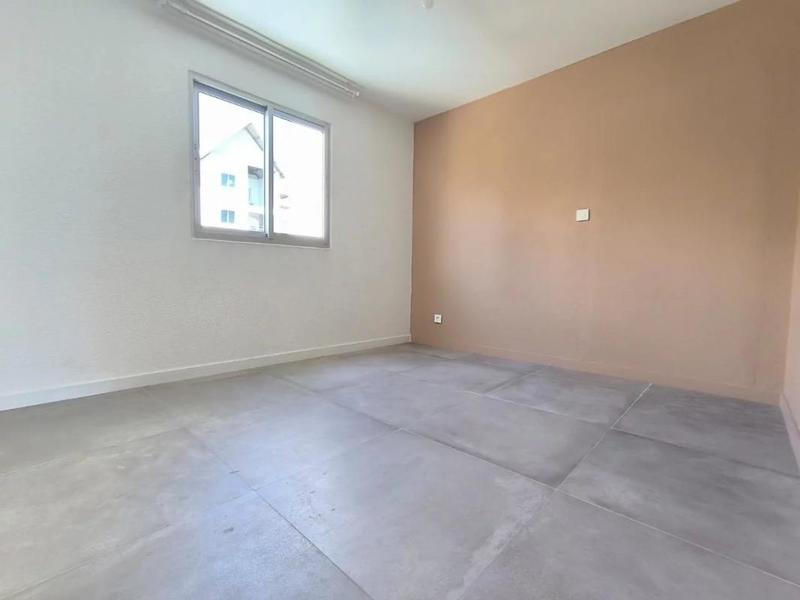 Duplex - 90 m² - 5 pièces