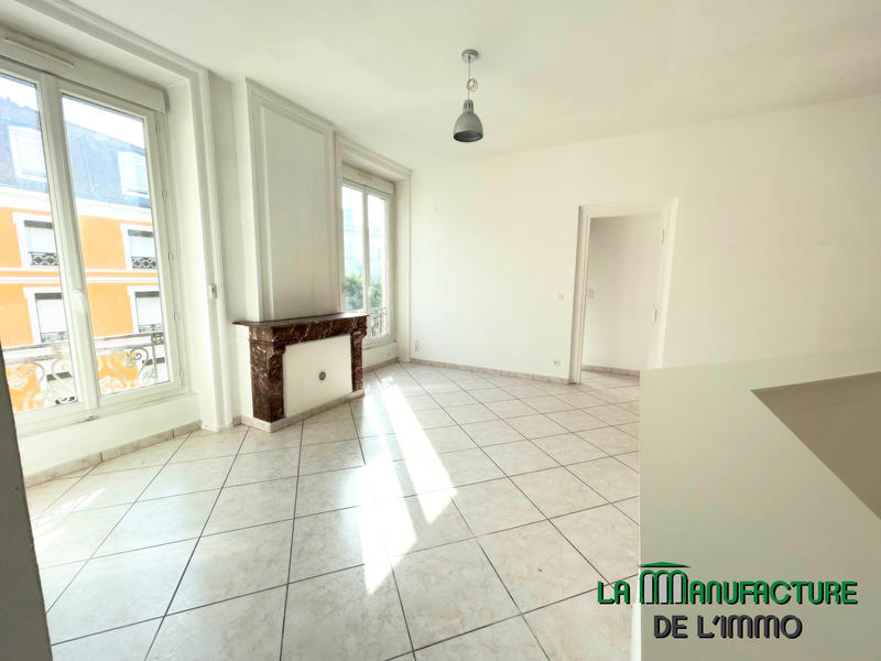 Appartement - 80 m² - 4 pièces