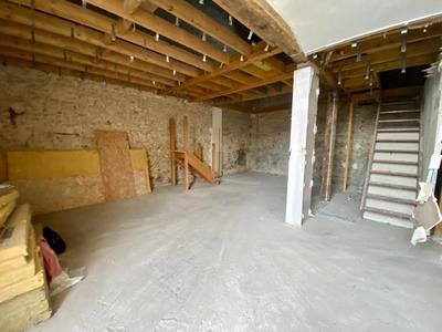 Grange - 50 m² - 1 pièce