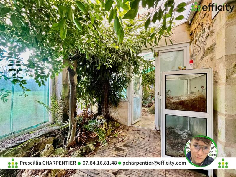 Maison - 205 m² - 6 pièces