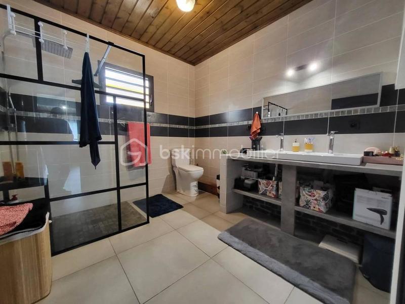 Immeuble - 195 m² - 5 pièces