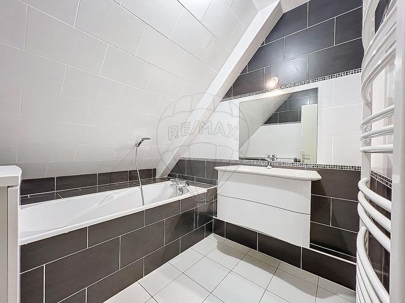 Maison - 112 m² - 5 pièces