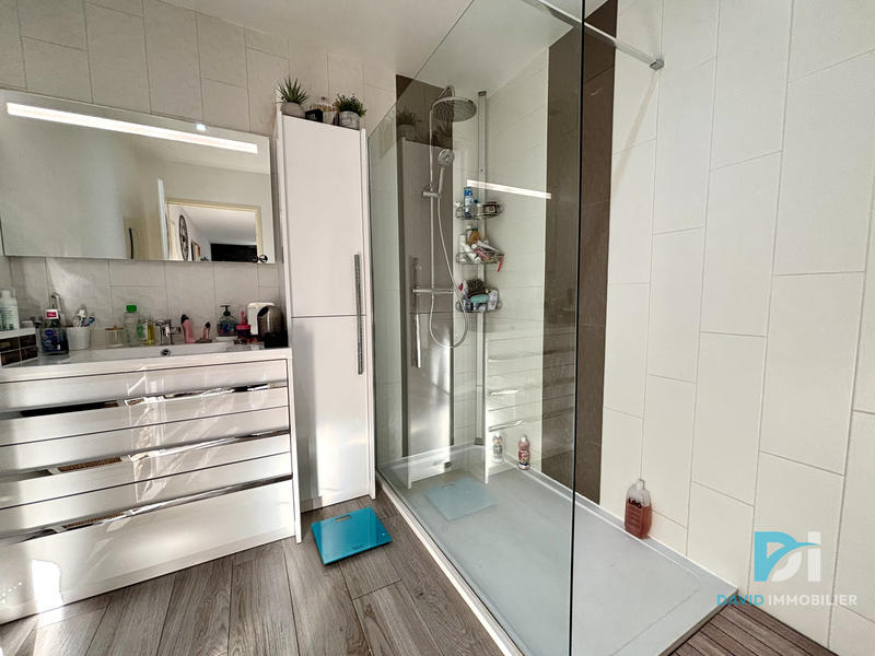 Maison - 93 m² - 4 pièces