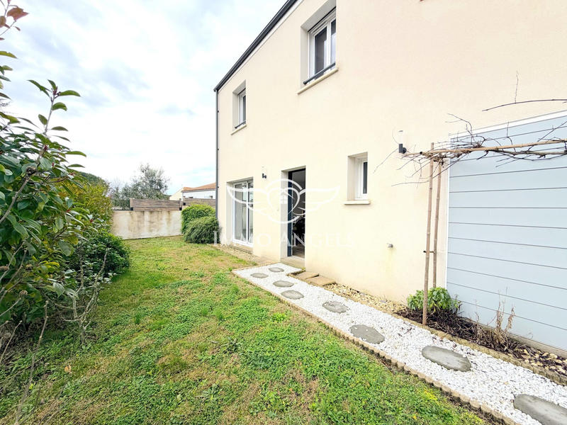 Maison traditionnelle - 79 m² - 4 pièces