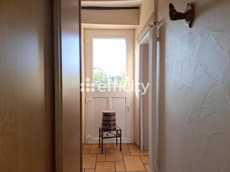 Maison - 182 m² - 6 pièces