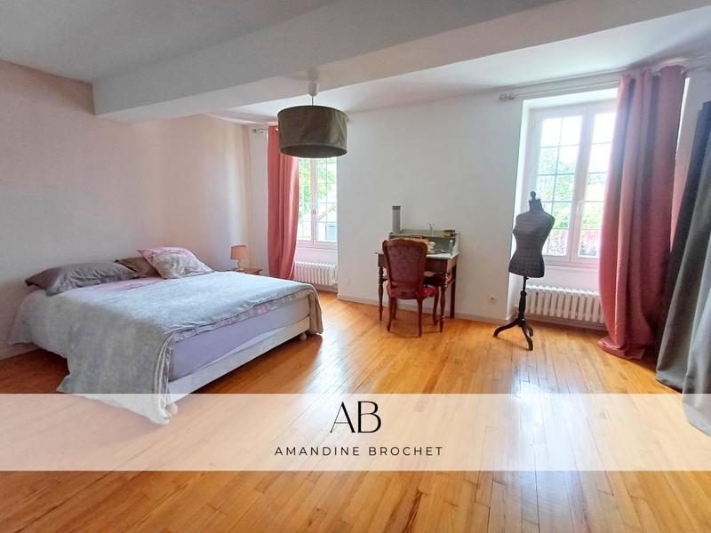 Maison - 140 m² - 6 pièces