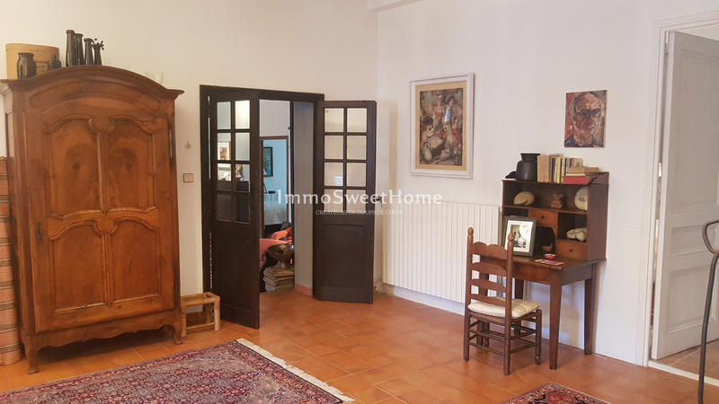 Mas - 338 m² - 14 pièces