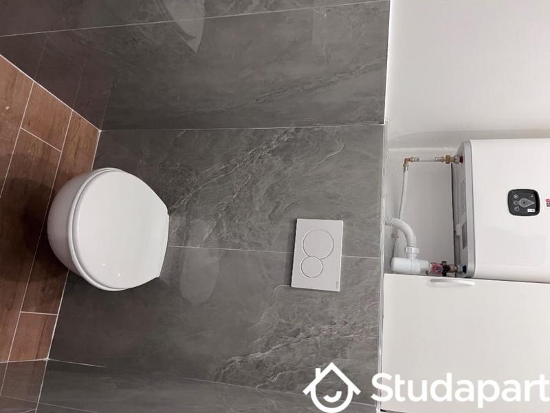 Chambre - 11 m² - 1 pièce