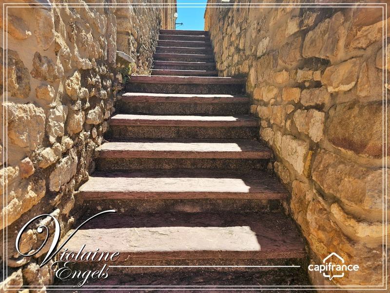 Corps de ferme - 592 m² - 14 pièces