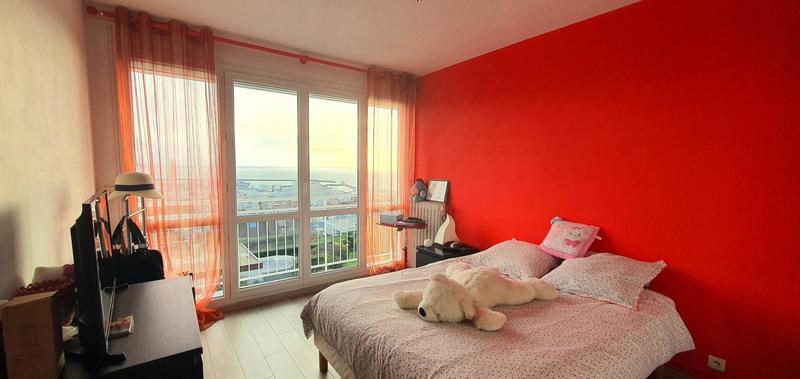 Appartement - 120 m² - 6 pièces