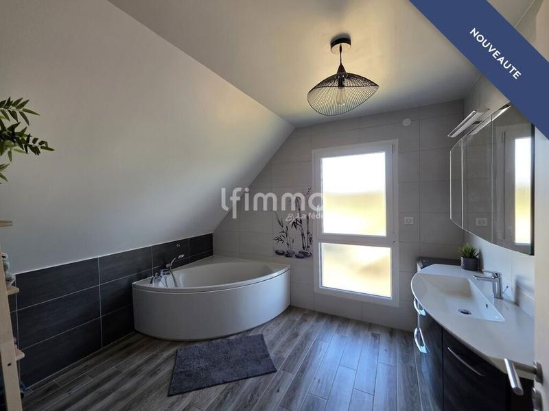 Maison - 149 m² - 6 pièces