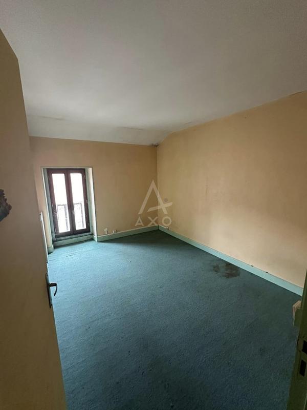 Maison de village - 100 m² - 5 pièces