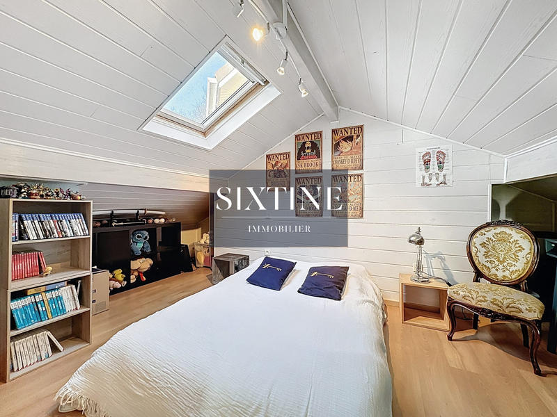 Maison - 193 m² - 8 pièces