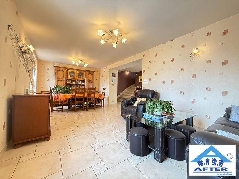 Maison - 197 m² - 6 pièces