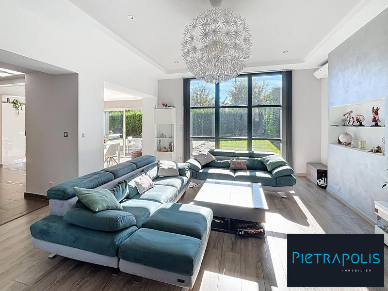 Maison contemporaine - 165 m² - 6 pièces