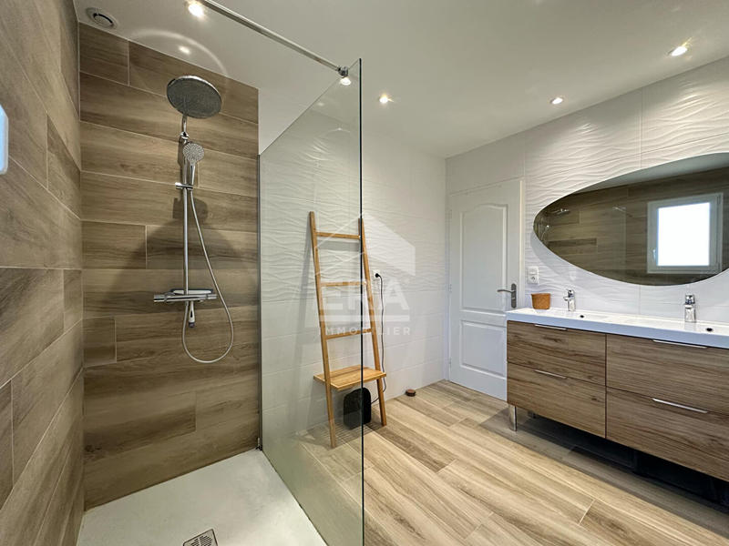 Maison - 134 m² - 6 pièces