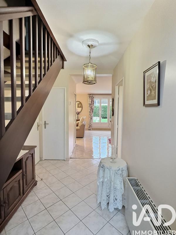 Maison - 122 m² - 6 pièces