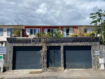 Maison - 162 m² - 6 pièces