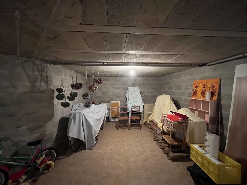 Maison traditionnelle - 170 m² - 8 pièces