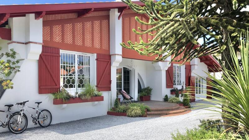 Maison - 200 m² - 8 pièces