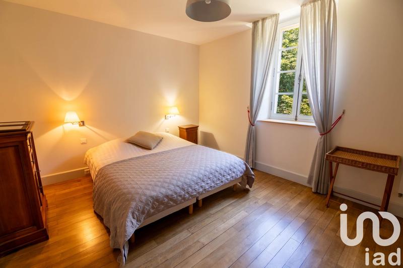 Maison - 405 m² - 12 pièces