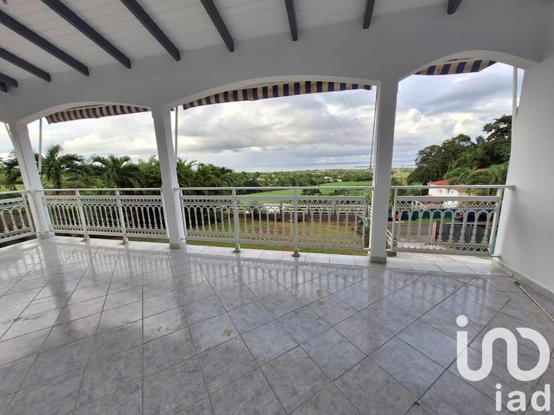 Maison - 252 m² - 5 pièces