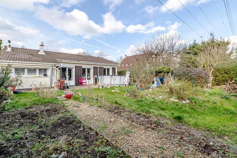 Maison - 95 m² - 4 pièces