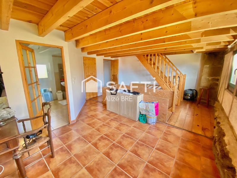 Propriété - 211 m² - 9 pièces