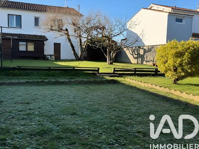 Maison - 92 m² - 4 pièces