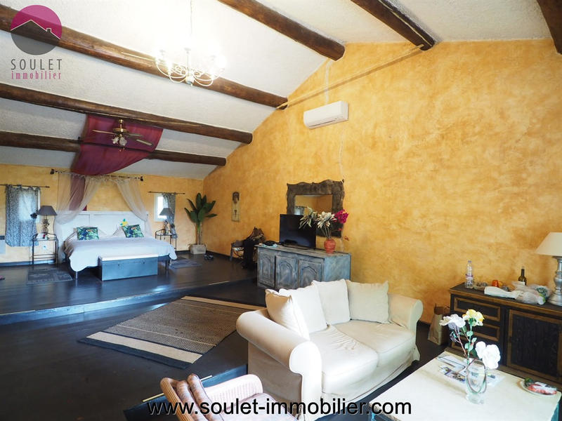 Propriété - 600 m² - 16 pièces