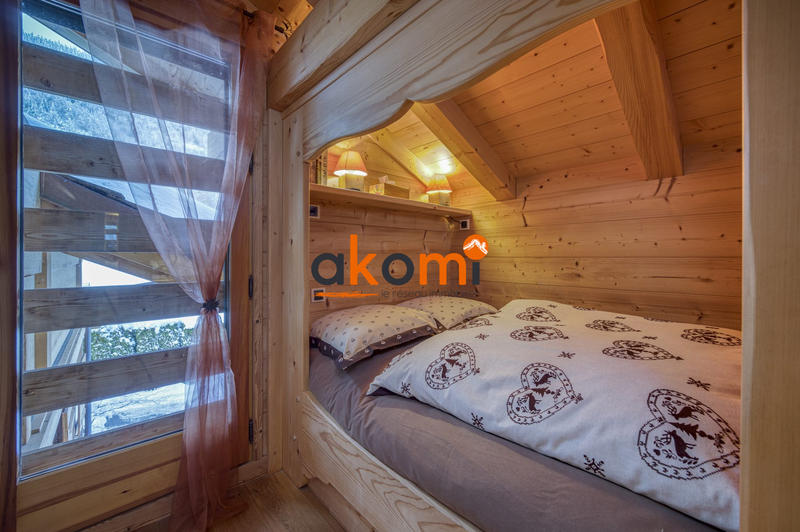 Châlet - 387 m² - 14 pièces