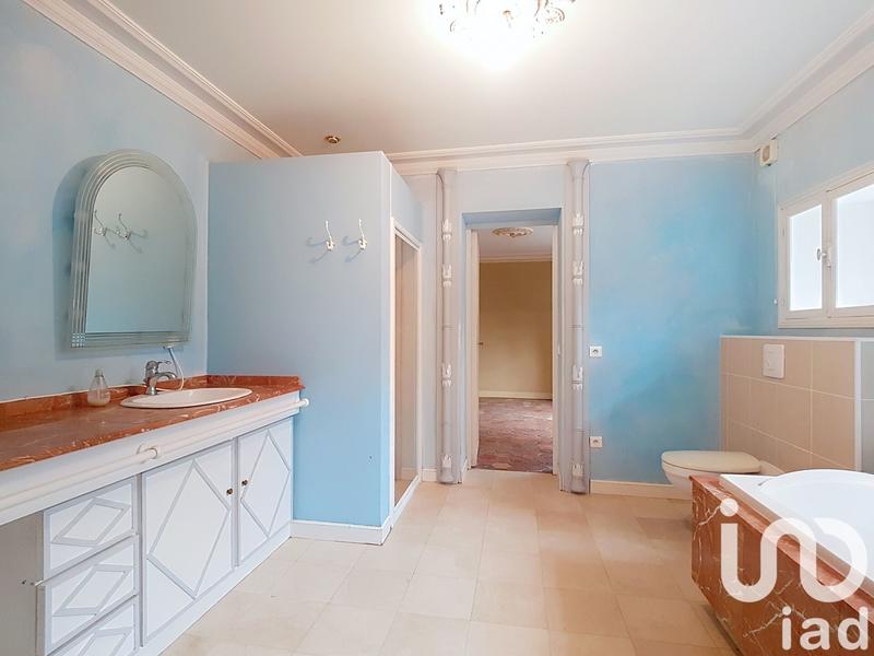 Maison de campagne - 212 m² - 9 pièces