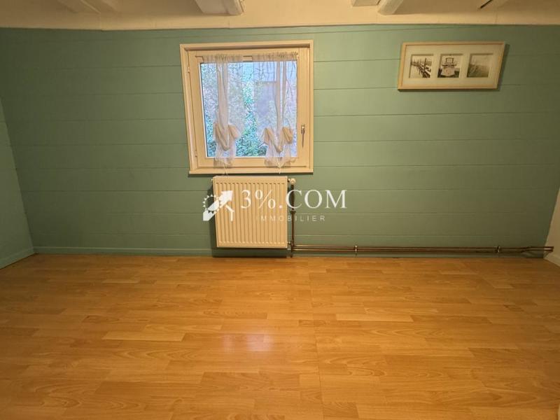 Maison - 223 m² - 7 pièces