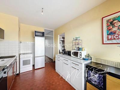 Appartement - 64 m² - 3 pièces