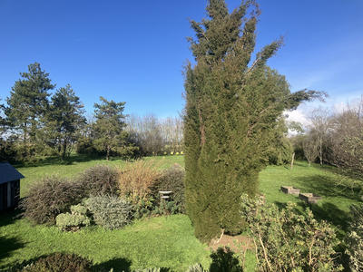 Maison traditionnelle - 200 m² - 6 pièces