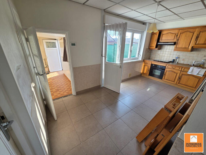 Maison - 121 m² - 3 pièces