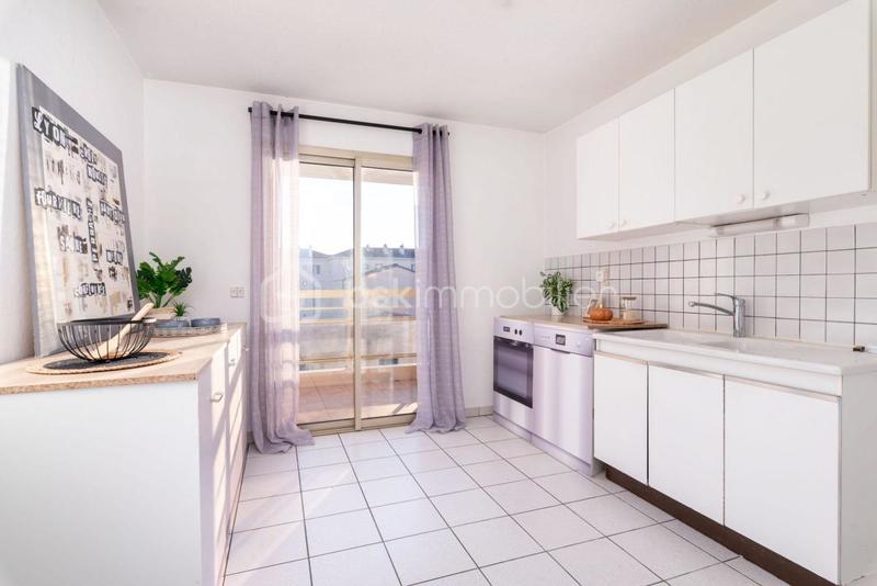 Appartement - 92 m² - 4 pièces