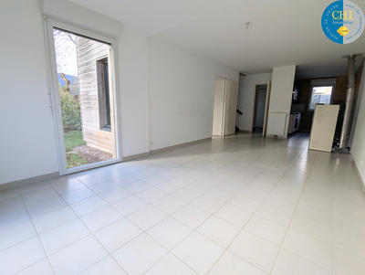 Maison - 94 m² - 5 pièces