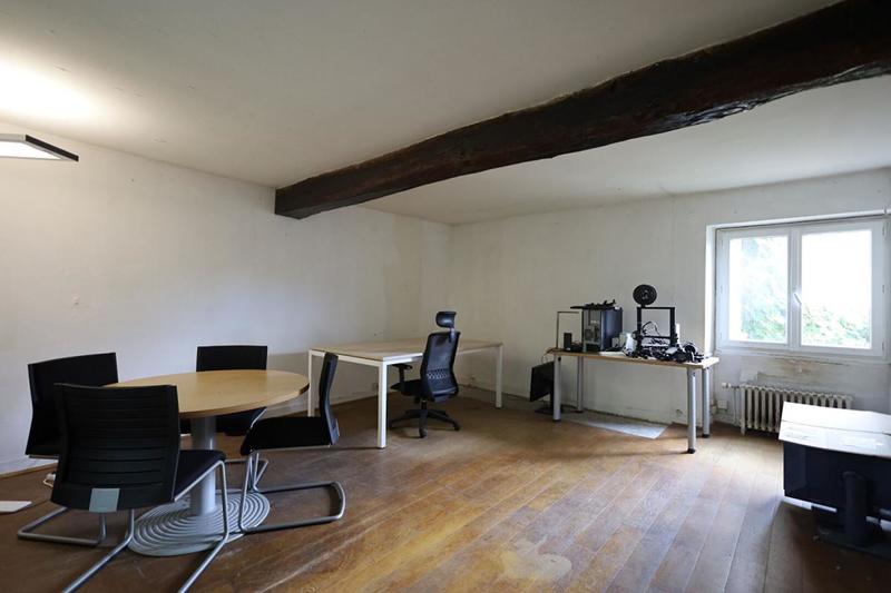 Maison - 180 m² - 5 pièces