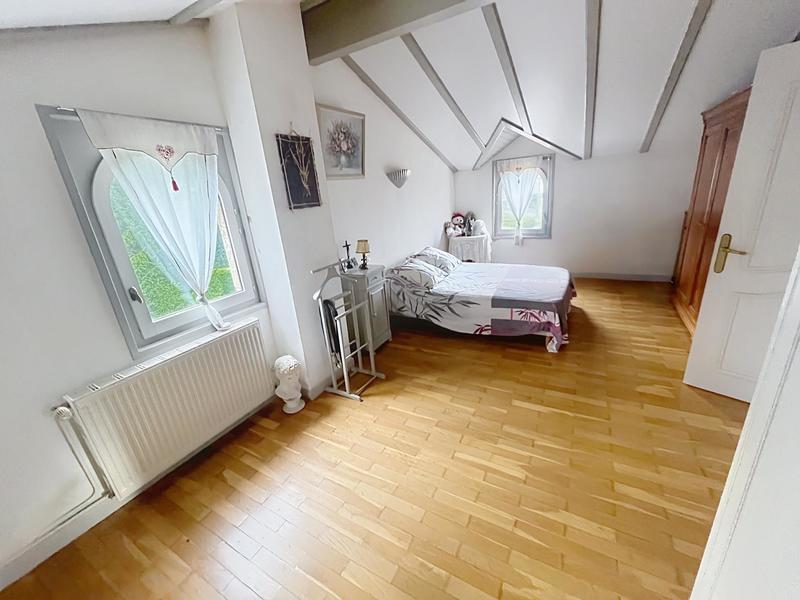 Maison - 152 m² - 7 pièces