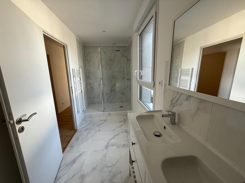 Maison - 171 m² - 6 pièces